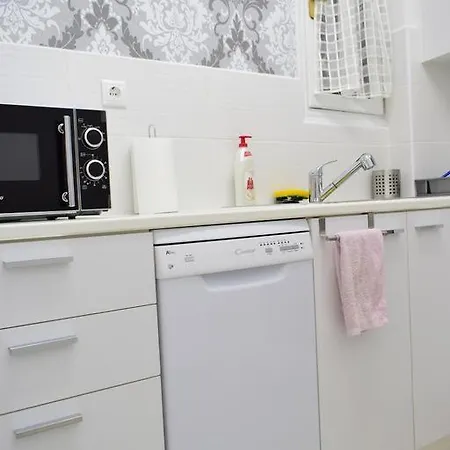 Beautiful Renovated Flat In Atény