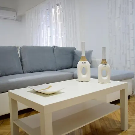 Apartmán Beautiful Renovated Flat In Atény